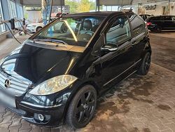 Schwarz Gebraucht 2007 Mercedes A200 Avantgarde Kleinwagen | 1.400 € (Guter Preis)