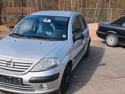 Silber Gebraucht 2003 Citroën C3 Kleinwagen | 450 €