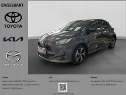 Mysticschwarz mica Neu 2024 Toyota Yaris Hybrid Comfort Kleinwagen | 25.290 € (Fairer Preis)