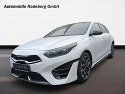 Weiß Neu 2025 Kia Ceed Limousine | 33.440 €