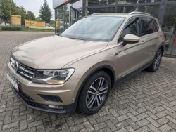 Beige Gebraucht 2017 VW Tiguan S SUV | 21.490 € (Fairer Preis)