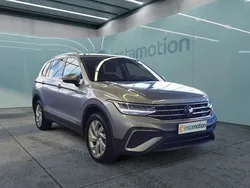 Silber Gebraucht 2024 VW Tiguan Life SUV | 38.850 € (Teuer)