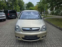 Gold Gebraucht 2009 Opel Meriva Innovation Van / Kleinbus | 4.999 € (Fairer Preis)