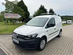 Weiß Gebraucht 2017 VW Caddy Van / Kleinbus | 11.600 € (Fairer Preis)
