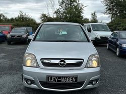 Silber Gebraucht 2008 Opel Meriva Van / Kleinbus | 1.500 € (Guter Preis)