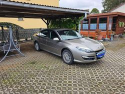 Beige Gebraucht 2011 Renault Laguna III Dynamique Limousine | 7.000 € (Etwas zu teuer)