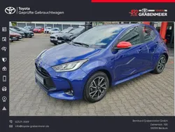 Nachtblau mica metallic Gebraucht 2021 Toyota Yaris Basis Limousine | 18.750 € (Etwas zu teuer)