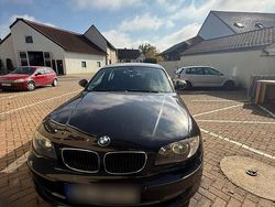 Schwarz Gebraucht 2010 BMW 118 Kleinwagen | 2.800 € (Superpreis)