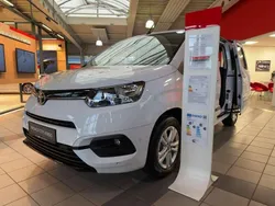 Ice white (weiß) Neu 2024 Toyota Proace Verso City Kombi | 29.480 € (Superpreis)