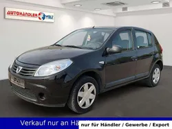 Schwarz Gebraucht 2011 Dacia Sandero Kleinwagen | 1.799 € (Guter Preis)