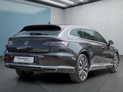 Grau Gebraucht 2023 VW Arteon Kombi | 30.499 € (Guter Preis)