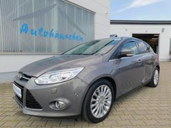 Braun Gebraucht 2011 Ford Focus Titanium Limousine | 2.999 € (Guter Preis)