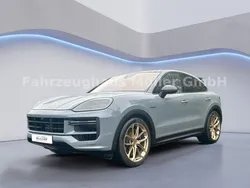 Other Gebraucht 2024 Porsche Cayenne Turbo E-Hybrid SUV | 208.900 €