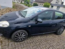 Schwarz Gebraucht 2009 Fiat Punto Kleinwagen | 1.850 € (Guter Preis)