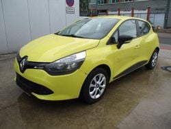 Gelb Gebraucht 2014 Renault Clio IV Expression Kleinwagen | 4.270 € (Guter Preis)