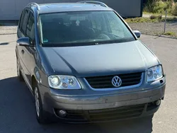 Grau Gebraucht 2003 VW Touran Highline Van / Kleinbus | 1.100 € (Guter Preis)