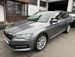 Grau Gebraucht 2022 Skoda Superb Kombi | 23.990 € (Guter Preis)