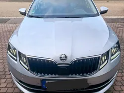 Silber Gebraucht 2020 Skoda Octavia Style Kombi | 17.200 € (Guter Preis)