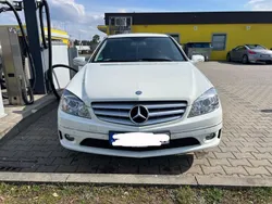 Weiß Gebraucht 2009 Mercedes CLC180 Kleinwagen | 8.500 € (Fairer Preis)