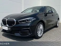 Saphirschwarz Gebraucht 2024 BMW 120 Advantage Kleinwagen | 28.749 € (Superpreis)