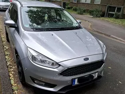 Silber Gebraucht 2017 Ford Focus Kombi | 7.990 € (Guter Preis)