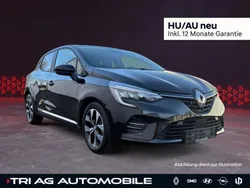 Blackpearlschwarz (metallic) Gebraucht 2023 Renault Clio V Evolution Limousine | 18.790 € (Fairer Preis)