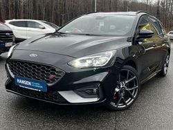 Obsidianschwarz metallic Gebraucht 2022 Ford Focus ST Limousine | 27.800 € (Superpreis)