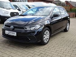 Deep black Gebraucht 2024 VW Polo Life Kleinwagen | 17.990 € (Guter Preis)