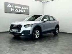 Silber Gebraucht 2018 Audi Q2 Basis SUV | 16.750 € (Fairer Preis)