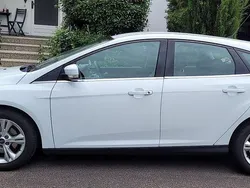 Weiß Gebraucht 2012 Ford Focus Champions Edition Limousine | 5.450 € (Guter Preis)