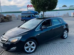 Schwarz Gebraucht 2010 Opel Astra Kombi | 4.500 € (Fairer Preis)