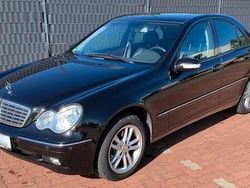 Schwarz Gebraucht 2003 Mercedes C320 Elegance Limousine | 5.850 € (Teuer)