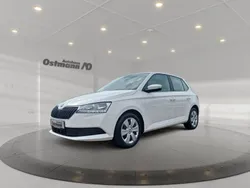 Weiß Gebraucht 2021 Skoda Fabia Ambition Limousine | 12.990 € (Fairer Preis)