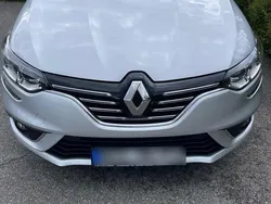 Silber Gebraucht 2017 Renault Mégane IV Intens Kombi | 9.500 € (Etwas zu teuer)