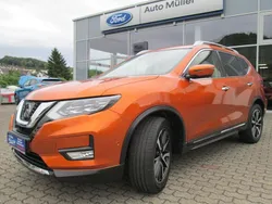 Orange Gebraucht 2018 Nissan X-Trail Tekna SUV | 19.800 € (Fairer Preis)