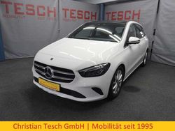 Weiß Gebraucht 2021 Mercedes 250 Limousine | 29.990 € (Fairer Preis)