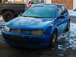 Blau Gebraucht 1998 VW Golf IV Kleinwagen | 700 € (Superpreis)