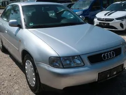 Silber Gebraucht 1999 Audi A3 Attraction Limousine | 490 € (Superpreis)