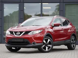 Rot Gebraucht 2017 Nissan Qashqai Tekna SUV | 13.450 € (Fairer Preis)