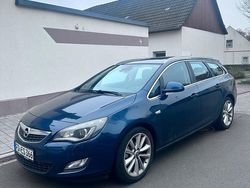 Blau Gebraucht 2011 Opel Astra Kombi | 3.900 € (Fairer Preis)