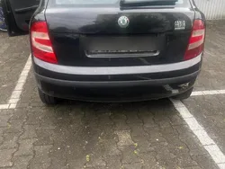 Schwarz Gebraucht 2005 Skoda Fabia Kleinwagen | 450 € (Guter Preis)