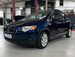 Blau Gebraucht 2010 Mitsubishi Colt Kleinwagen | 3.000 € (Fairer Preis)