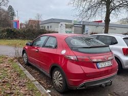 Rot Gebraucht 2009 Honda Civic Comfort Limousine | 3.950 € (Guter Preis)