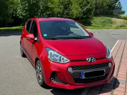 Rot Gebraucht 2018 Hyundai i10 Style Kleinwagen | 11.000 € (Teuer)
