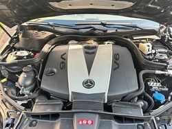 Schwarz Gebraucht 2011 Mercedes E350 Limousine | 11.000 € (Etwas zu teuer)