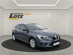 Grau Gebraucht 2019 Renault Mégane IV LIMITED Limousine | 15.990 € (Teuer)