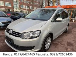 Silber Gebraucht 2014 VW Sharan Van / Kleinbus | 9.890 € (Guter Preis)