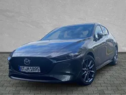 Machine grey Neu 2025 Mazda 3 Exclusive-Line Limousine | 29.490 € (Etwas zu teuer)