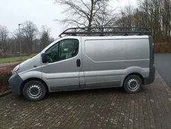 Silber Gebraucht 2005 Renault Trafic Van | 6.500 € (Fairer Preis)