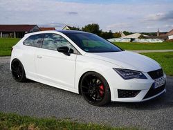 Weiß Gebraucht 2016 Cupra Leon Limousine | 18.490 € (Fairer Preis)